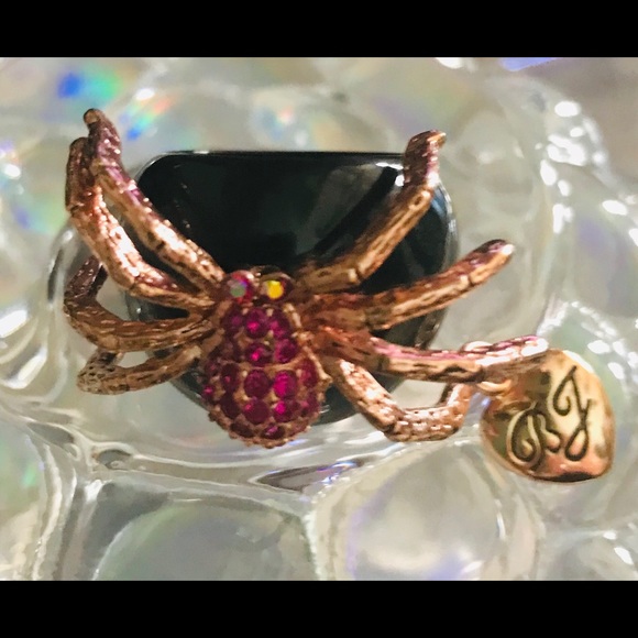 Pink crystal rhinestone spider ring Betsey Johnson